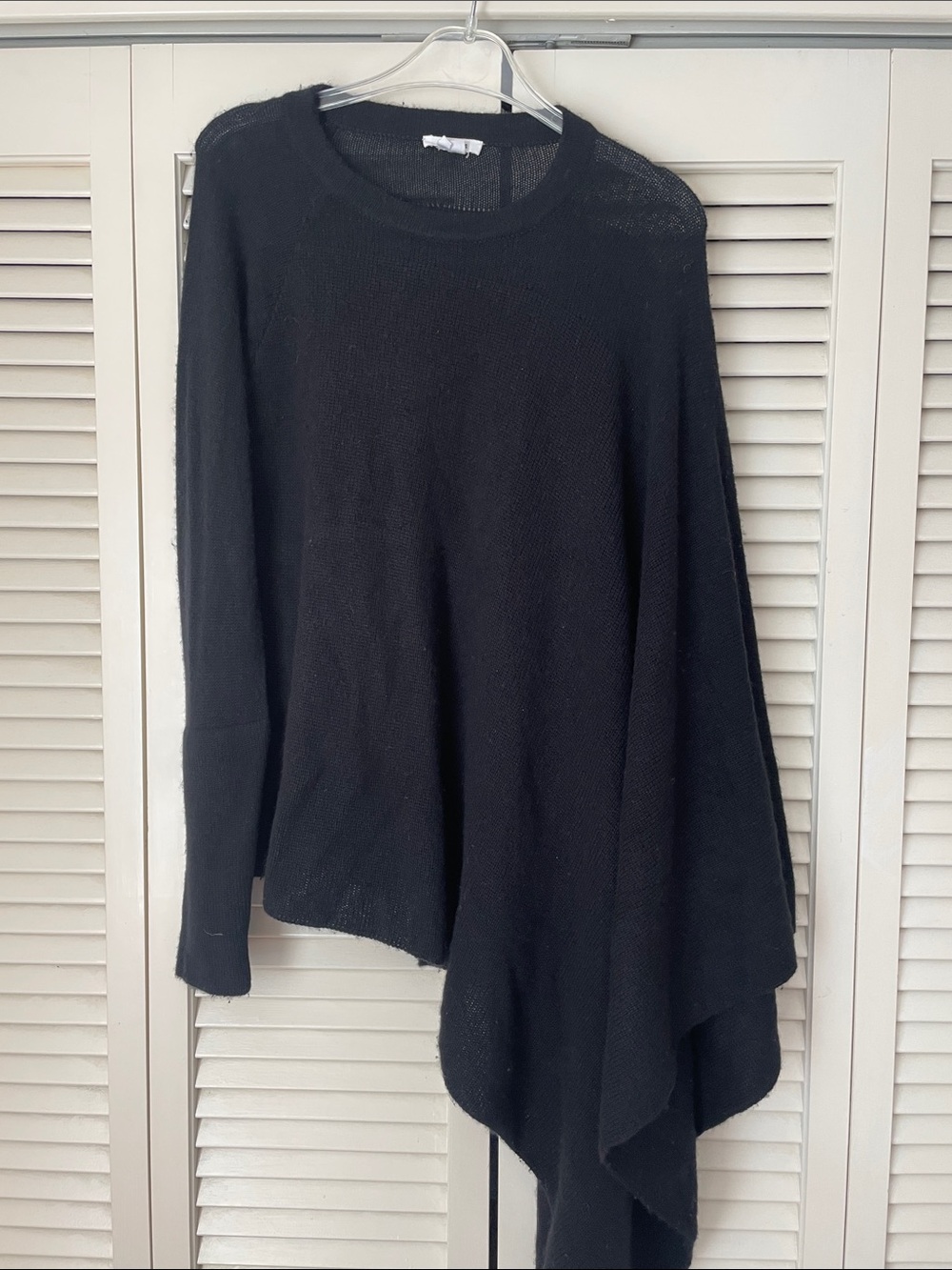 Helmut Lang Core Sancho Asymmetrical 1 sleeve poncho Sweater 100% cashmere Sz S